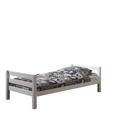 Vipack bed Pino is een modern kinderbed in de kleur wit. Het bed is gemaakt van grenenhout