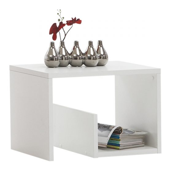 Deze modern gevormde bijzettafel is gemaakt van milieuvriendelijke meubelplaat en afgewerkt met een witte kunststof toplaag. Makkelijk in gebruik en onderhoud.