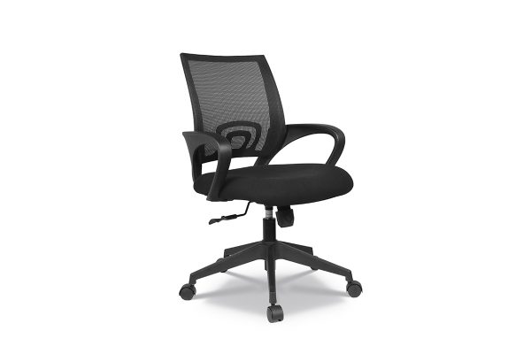 Comfortabele bureaustoel met vaste armleuningen. De zithoogte van de bureaustoel is in hoogte verstelbaar van 38 cm tot 47 cm. De bureaustoel heeft een polyester bekleding. Verkrijgbaar in meerdere kleuren.